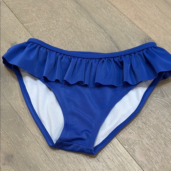 Gymboree Floral Rash Guard & Ruffle Bottom - Picture 9 of 12